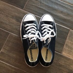 Converse sneakers with platform